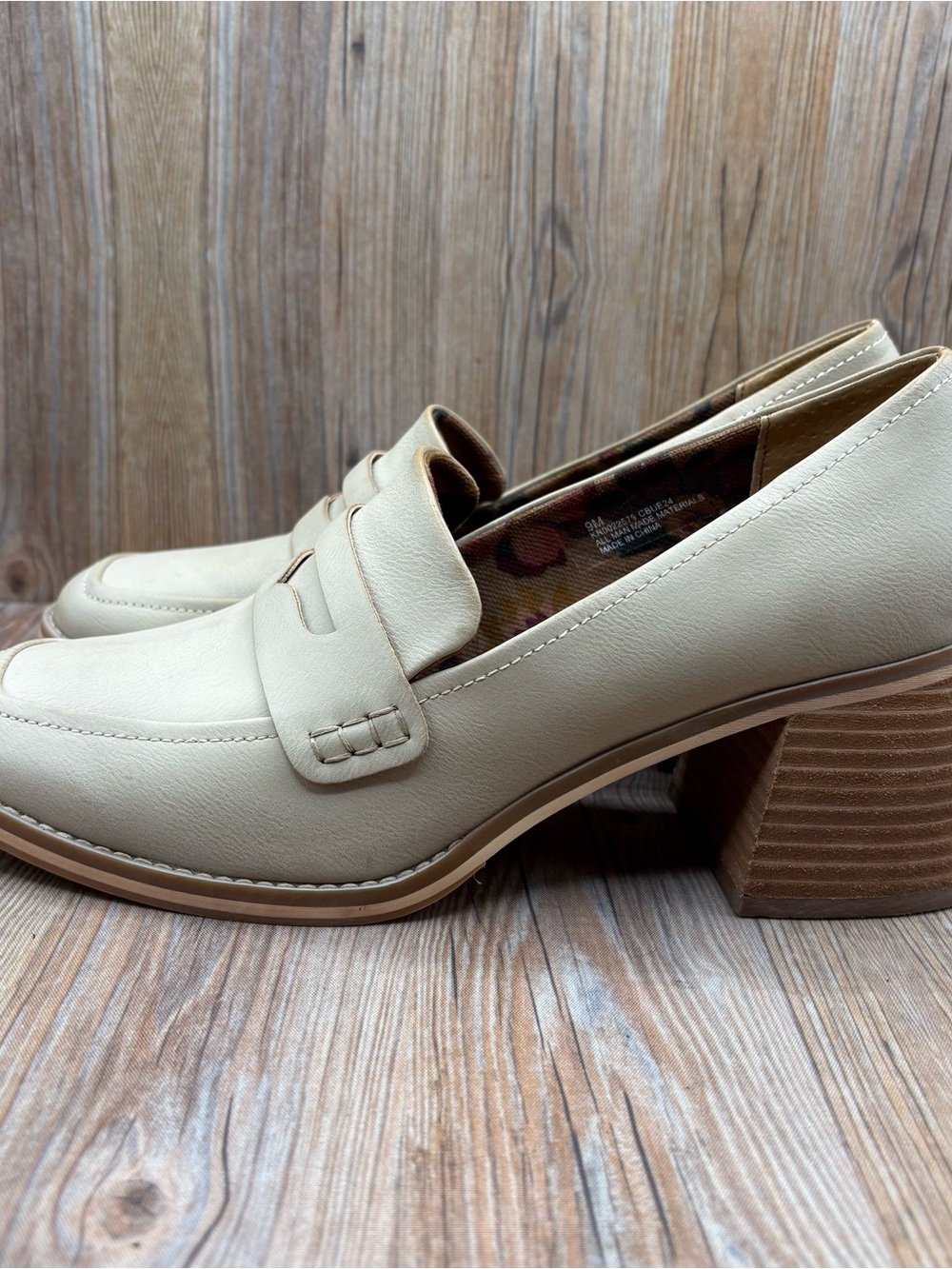 Korks Ease Womens Cream Chunky Heel Loafers Size 9 - Picture 3 of 9